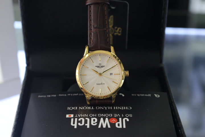 Sự sang trọng của chiếc đồng hồ nữ SR Watch SL1056.4602TE